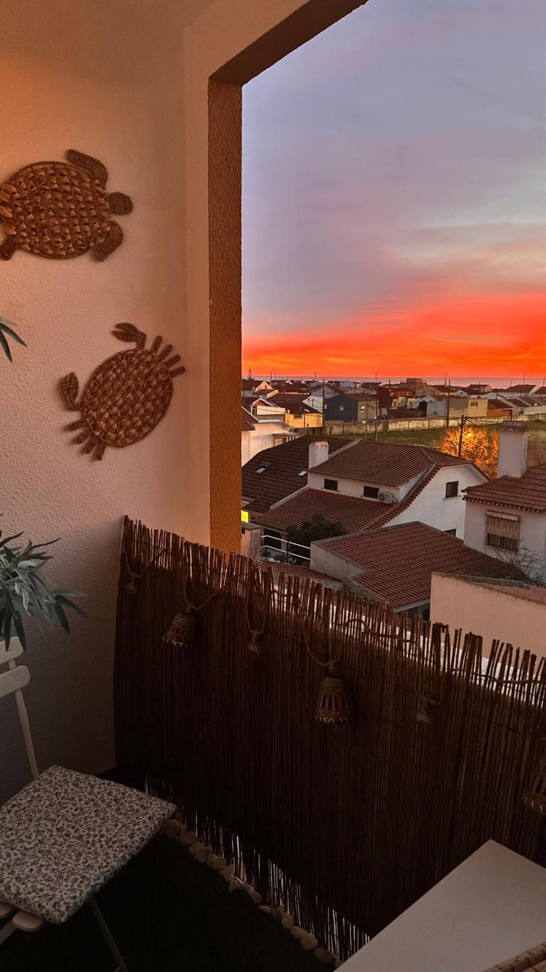 1-Bedroom Sea View Apartment With Private Balcony Costa Da Caparica, Just 5 Minutes From The Beach Кошта-да-Капаріка Екстер'єр фото