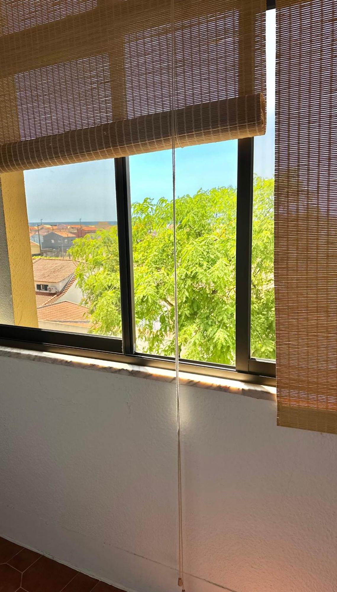 1-Bedroom Sea View Apartment With Private Balcony Costa Da Caparica, Just 5 Minutes From The Beach Кошта-да-Капаріка Екстер'єр фото