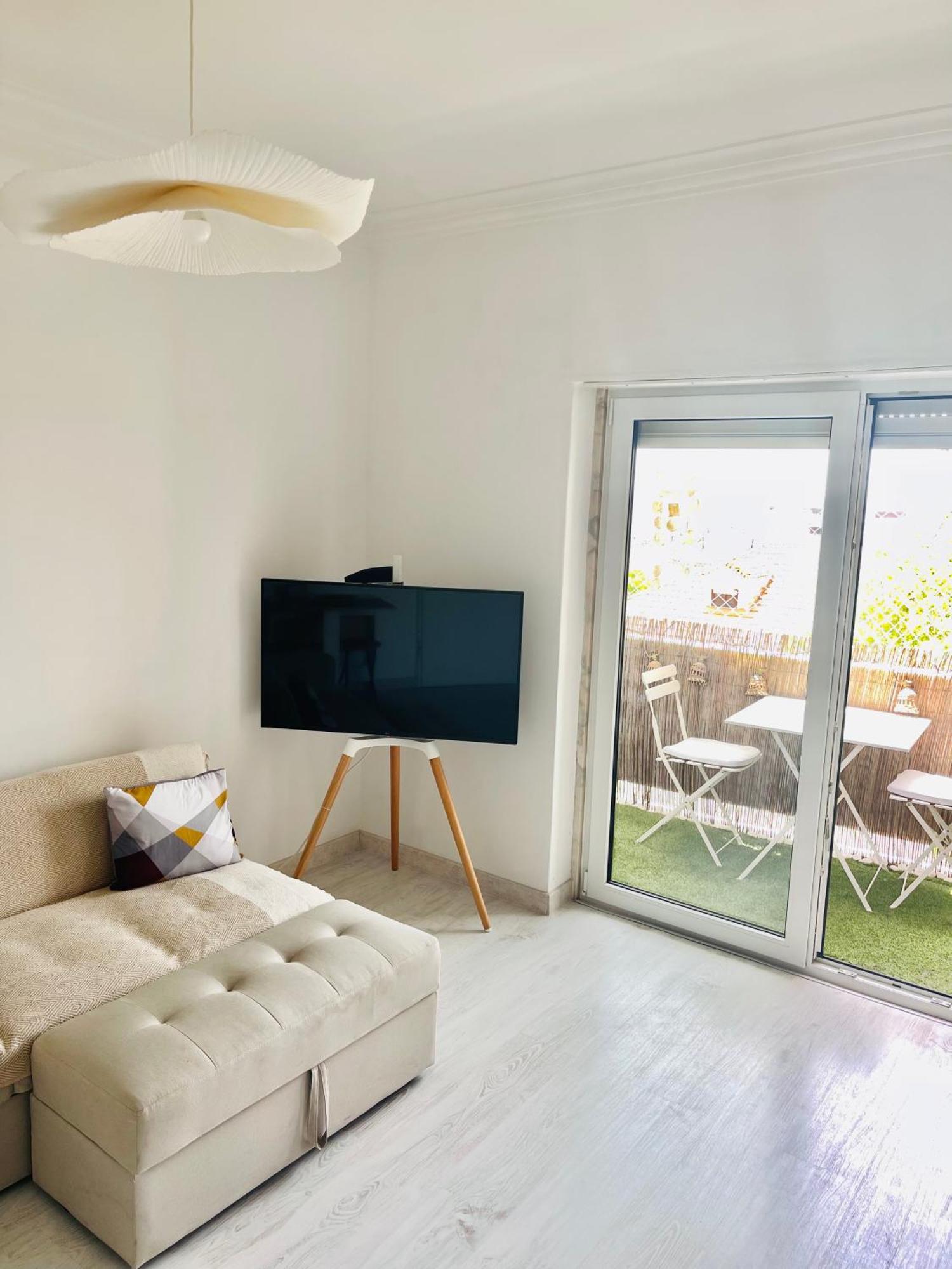1-Bedroom Sea View Apartment With Private Balcony Costa Da Caparica, Just 5 Minutes From The Beach Кошта-да-Капаріка Екстер'єр фото